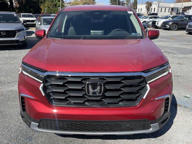 new 2025 Honda Pilot car, priced at $47,450