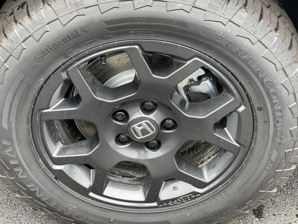 new 2025 Honda Pilot car, priced at $50,850
