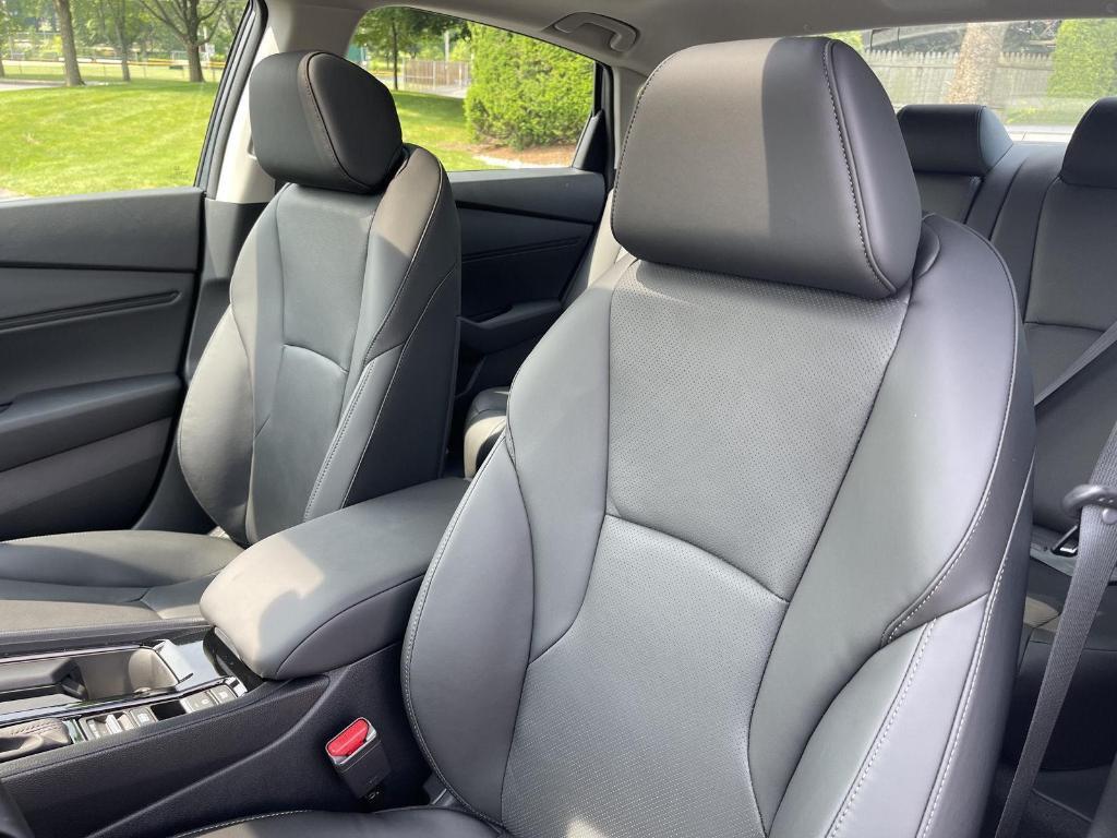new 2025 Honda Accord Hybrid car, priced at $36,090
