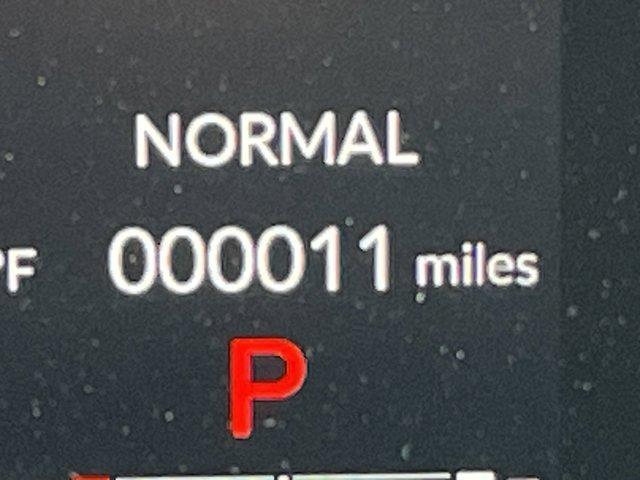 new 2025 Honda HR-V car, priced at $27,570