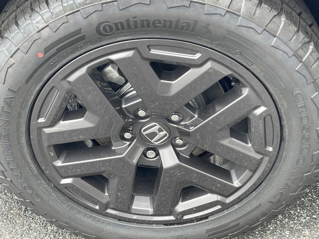 new 2026 Honda CR-V Hybrid car, priced at $40,650