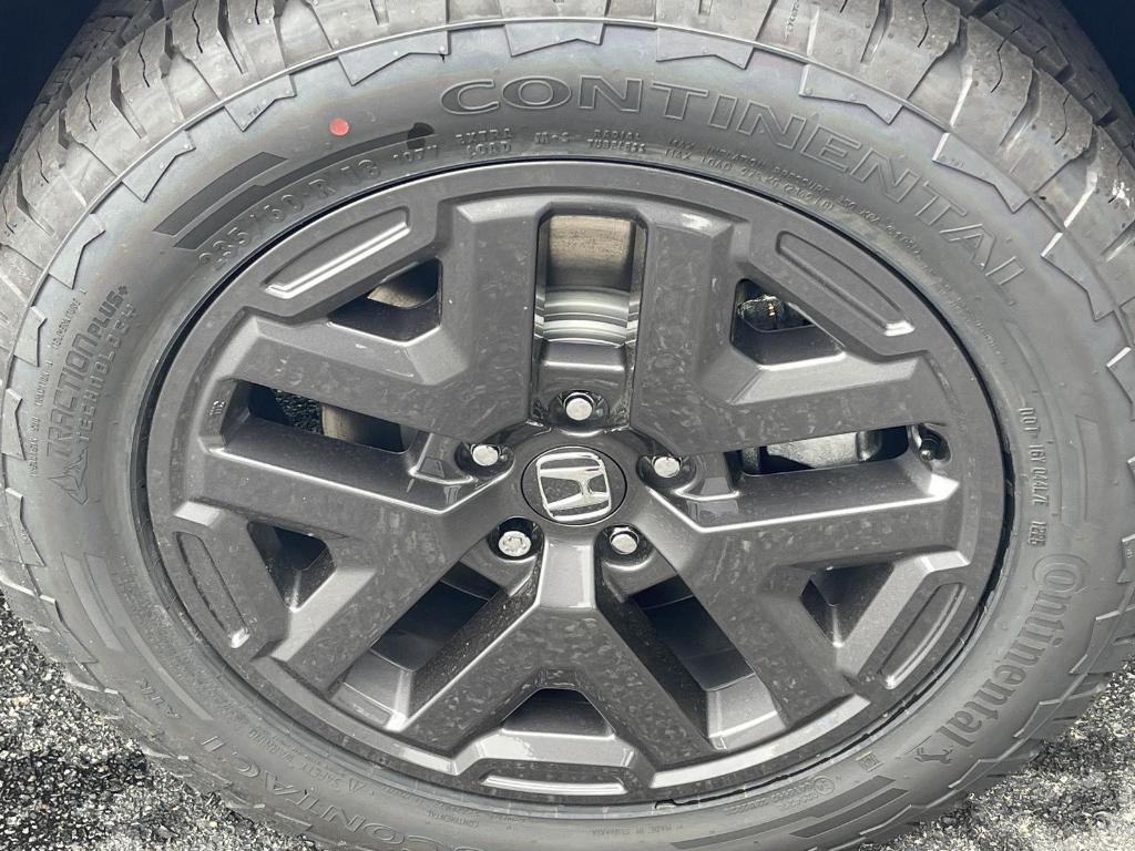 new 2026 Honda CR-V Hybrid car, priced at $40,650