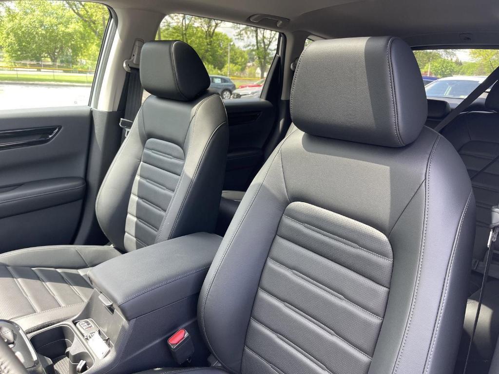 new 2025 Honda CR-V car, priced at $37,895