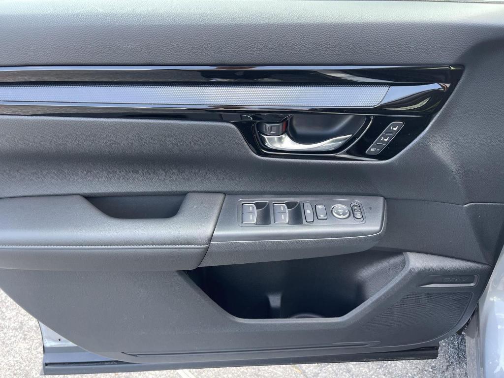 new 2025 Honda CR-V car, priced at $37,895
