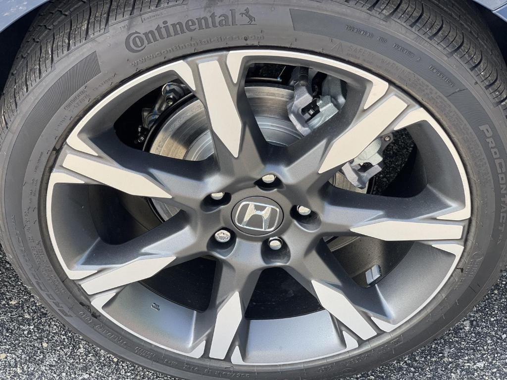 new 2026 Honda Civic Hybrid car, priced at $33,945