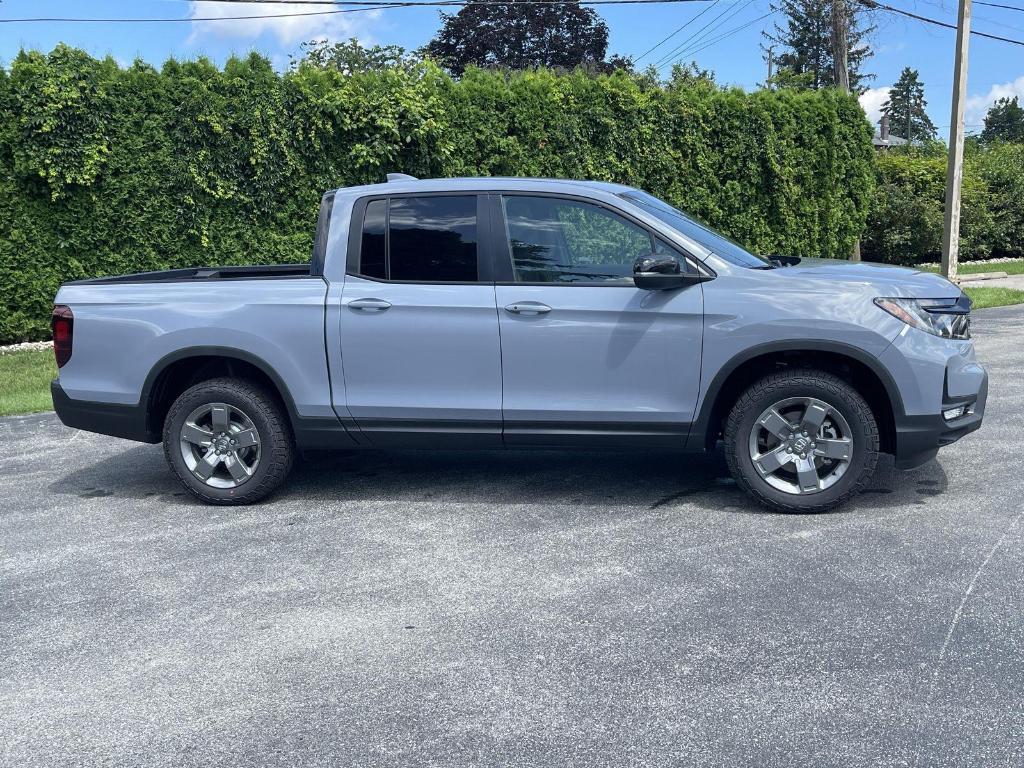new 2025 Honda Ridgeline car, priced at $47,285