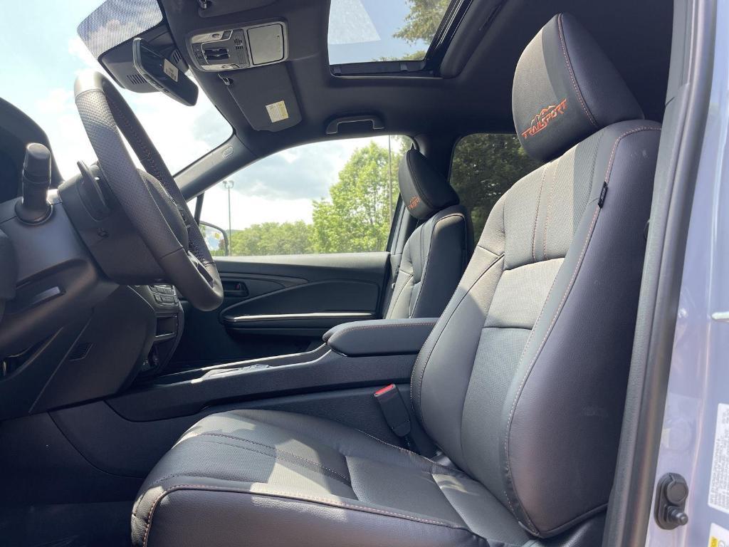 new 2025 Honda Ridgeline car, priced at $47,285