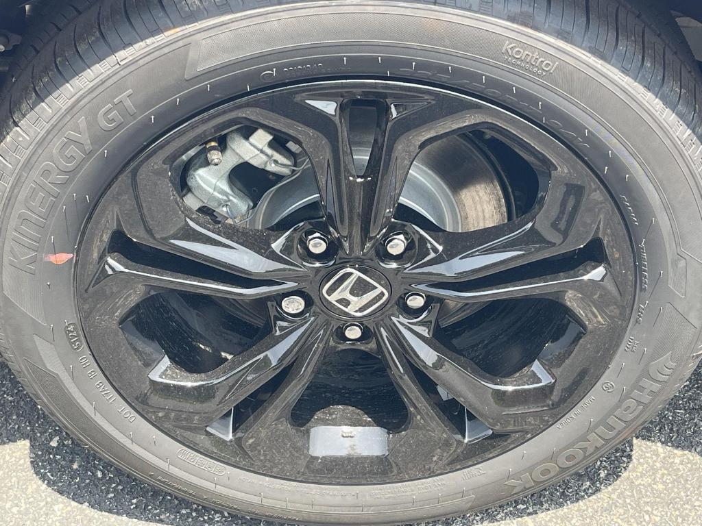 new 2025 Honda Accord car, priced at $32,165