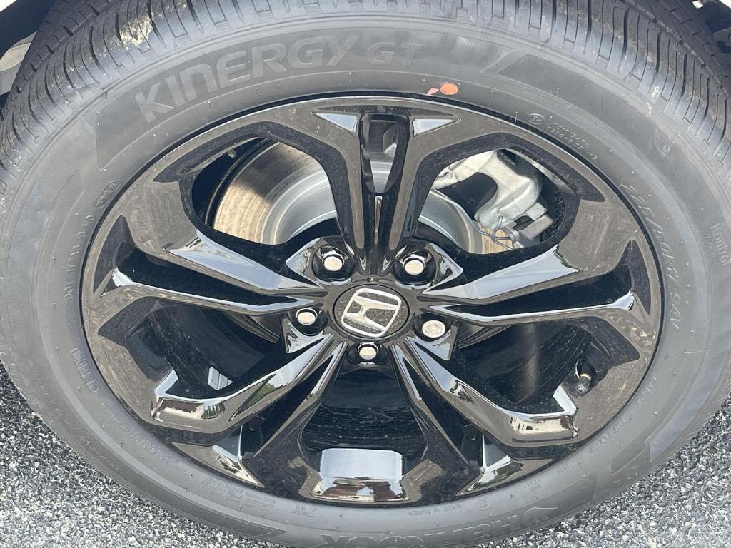 new 2025 Honda Accord car, priced at $32,165