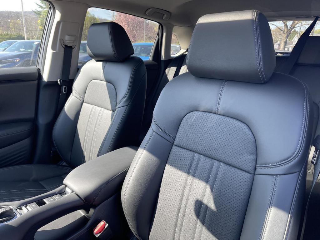 new 2025 Honda HR-V car, priced at $32,395