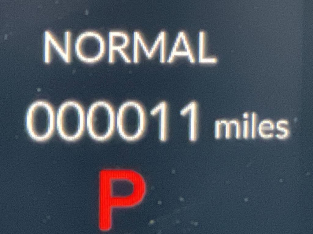 new 2025 Honda HR-V car, priced at $32,395