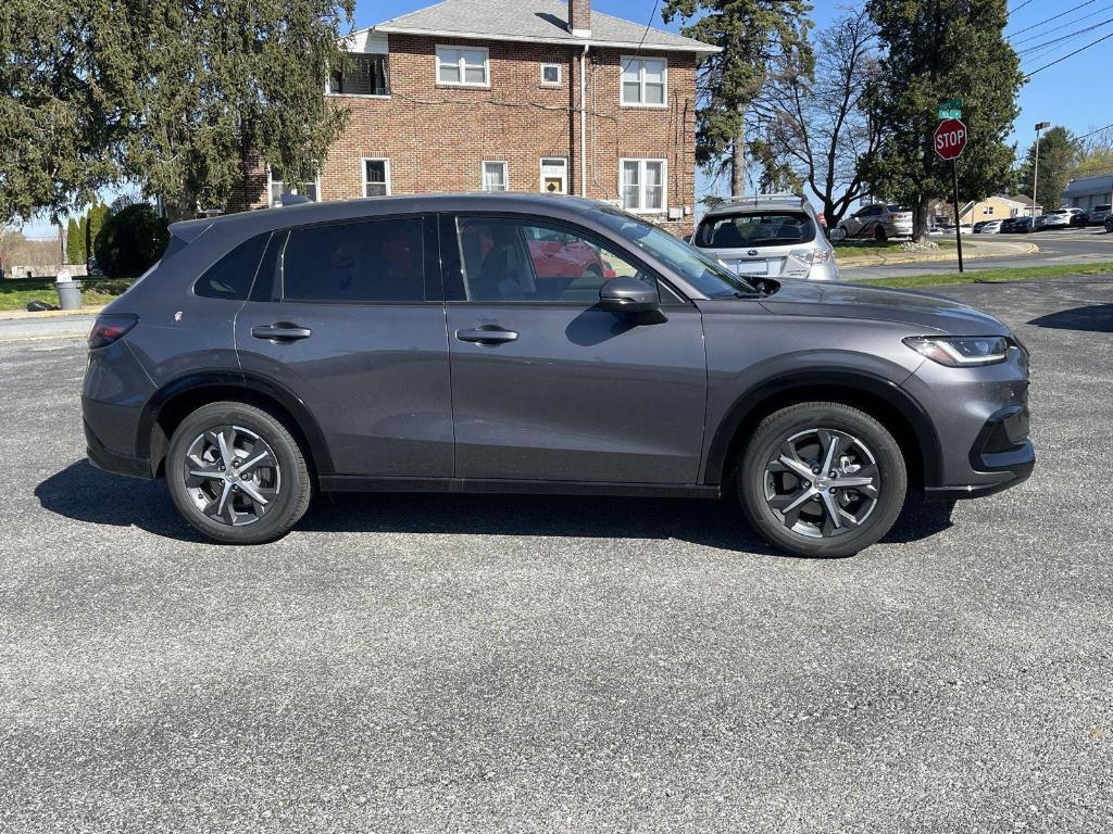 new 2025 Honda HR-V car, priced at $32,395