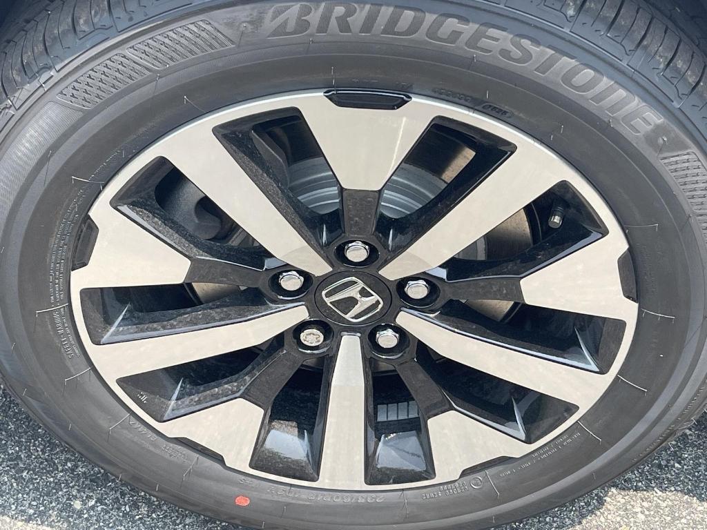 new 2025 Honda Odyssey car, priced at $44,125
