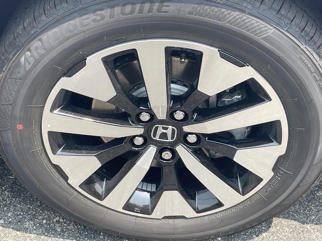 new 2025 Honda Odyssey car, priced at $44,125
