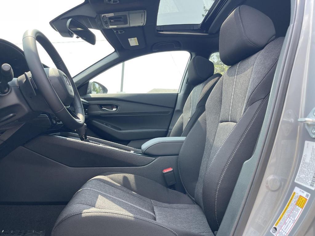 new 2025 Honda Accord Hybrid car, priced at $35,260