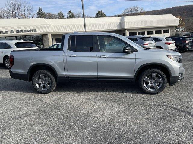 new 2025 Honda Ridgeline car, priced at $45,566