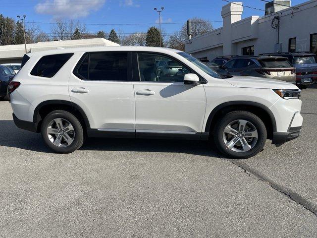 new 2025 Honda Pilot car, priced at $47,450