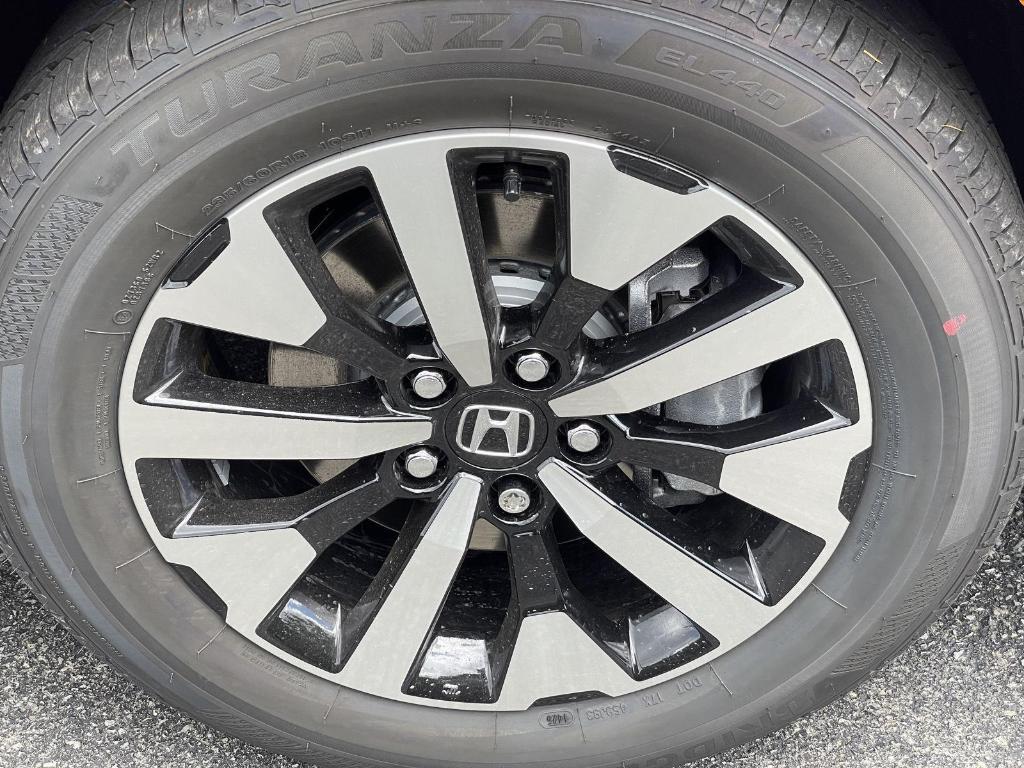 new 2025 Honda Odyssey car, priced at $44,125