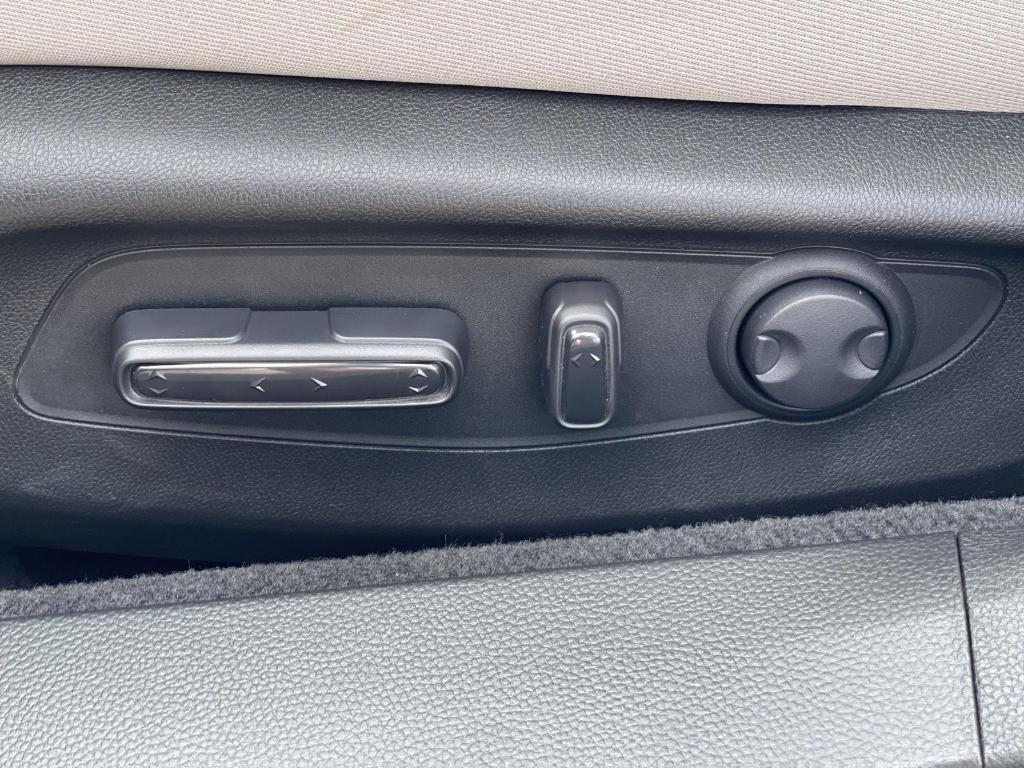 new 2025 Honda Accord car, priced at $32,165