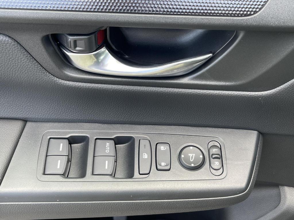 new 2026 Honda CR-V car, priced at $33,870