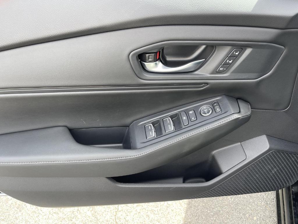 new 2025 Honda Accord Hybrid car, priced at $36,525