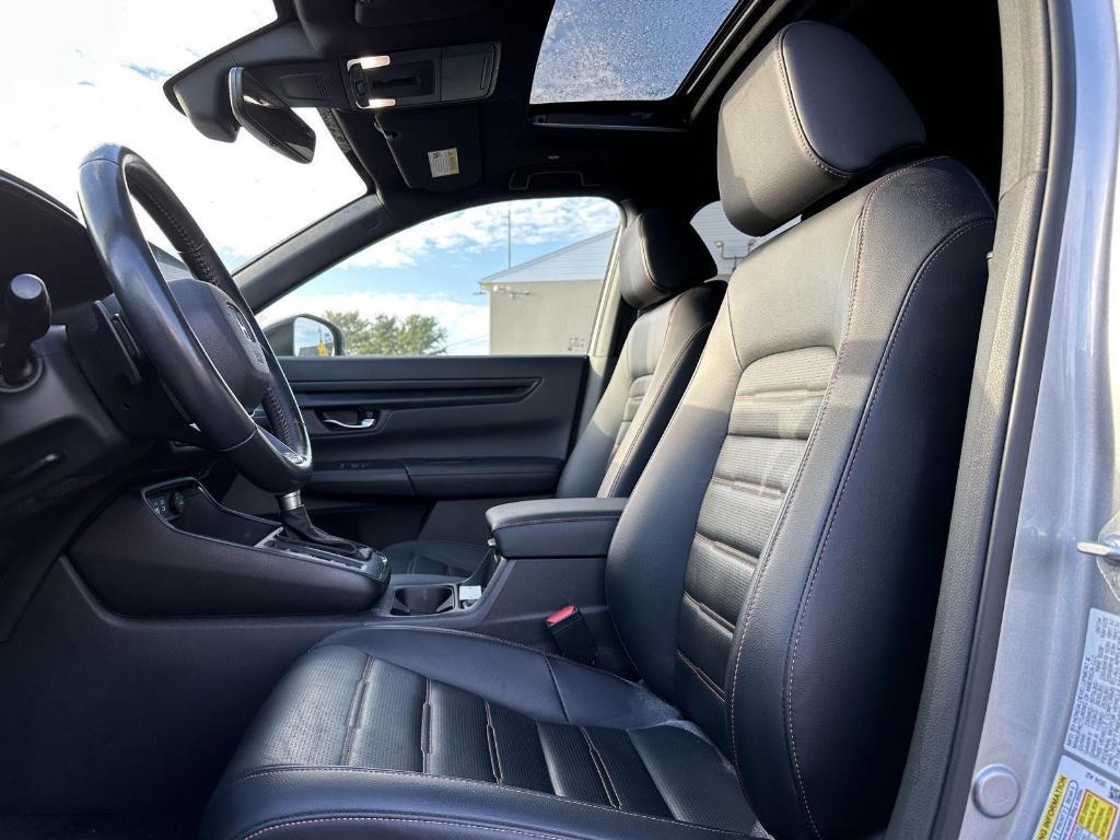 used 2025 Honda CR-V Hybrid car, priced at $37,995