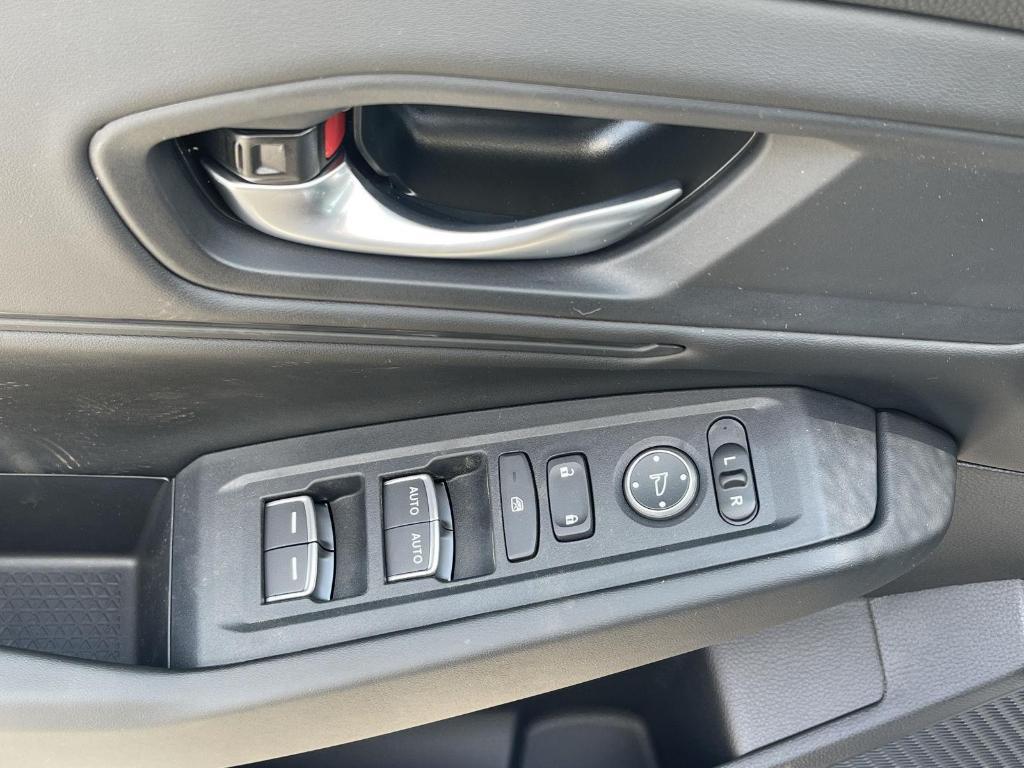 new 2025 Honda Accord car, priced at $30,800