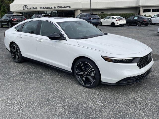 new 2025 Honda Accord Hybrid car, priced at $35,205