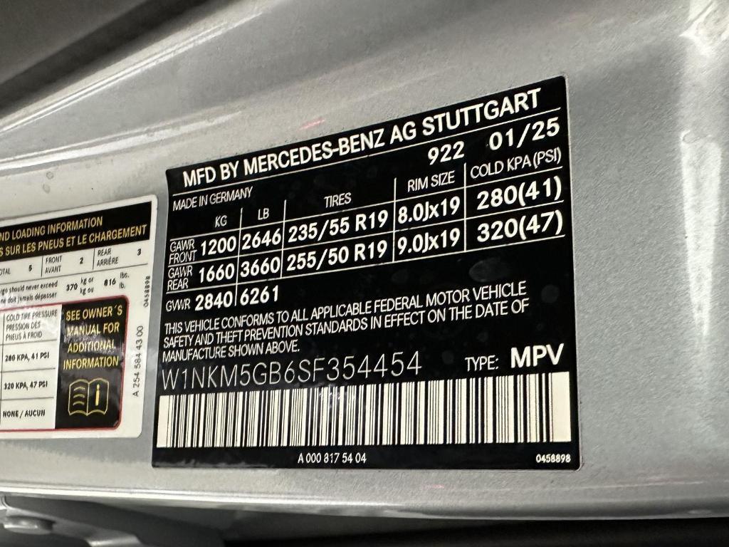 used 2025 Mercedes-Benz GLC 350e car, priced at $55,995