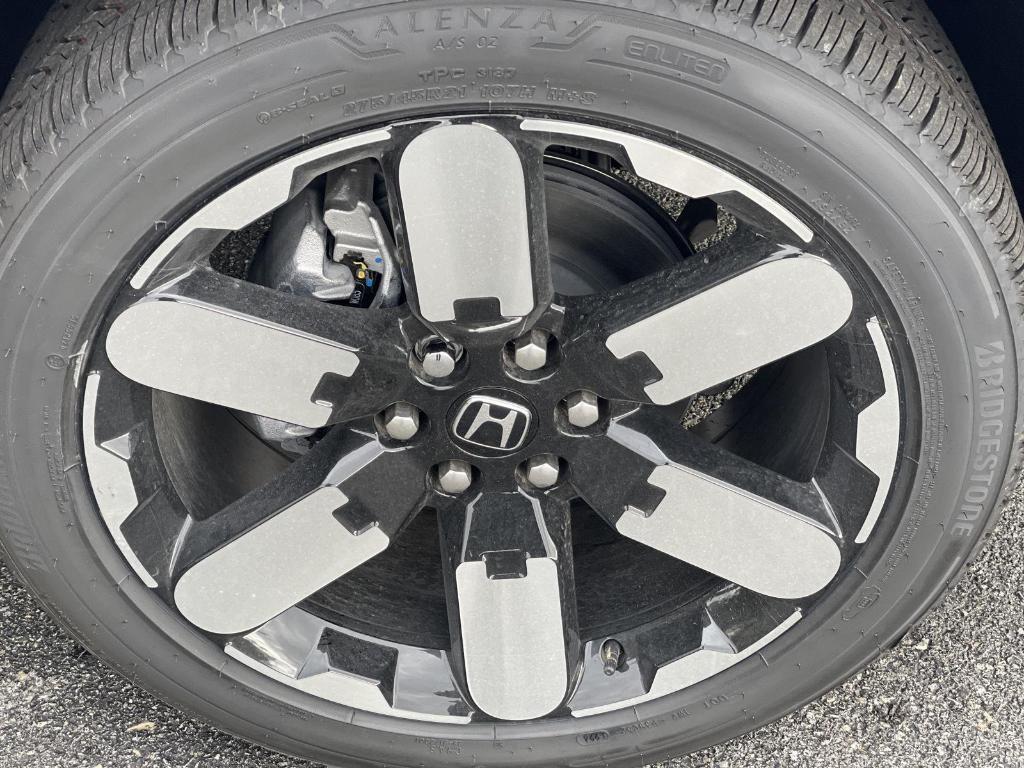 new 2025 Honda Prologue car, priced at $59,805