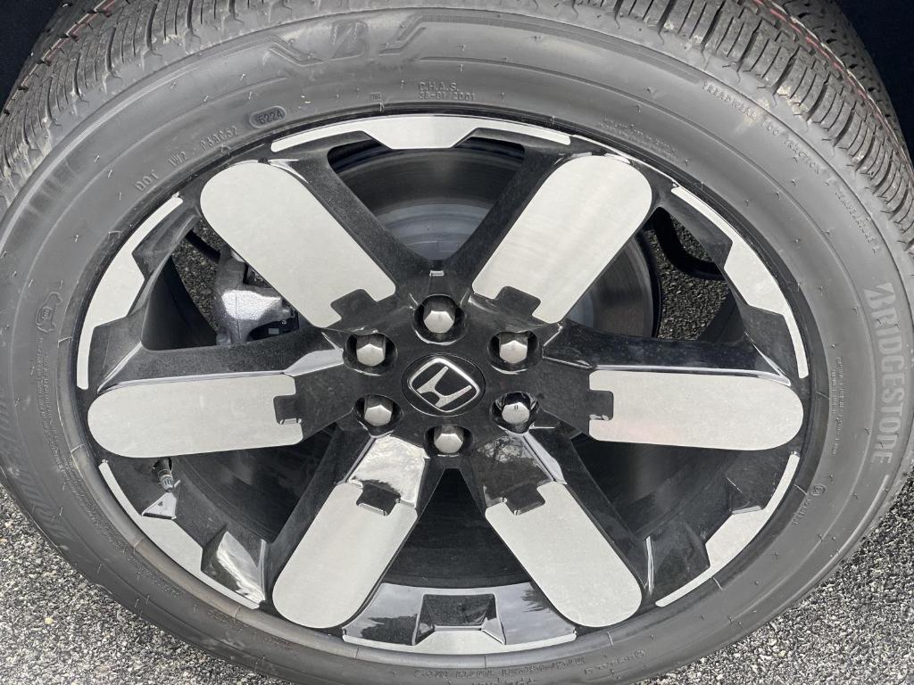 new 2025 Honda Prologue car, priced at $59,805