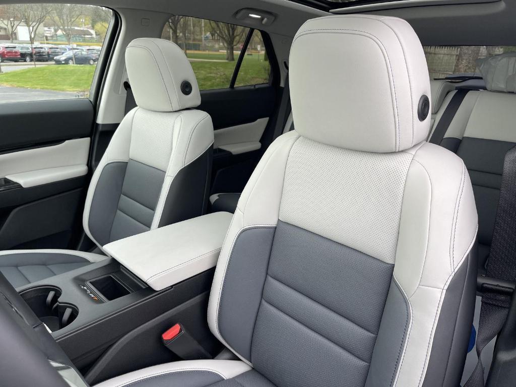 new 2025 Honda Prologue car, priced at $59,805