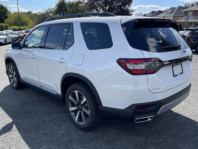 new 2025 Honda Pilot car, priced at $51,450