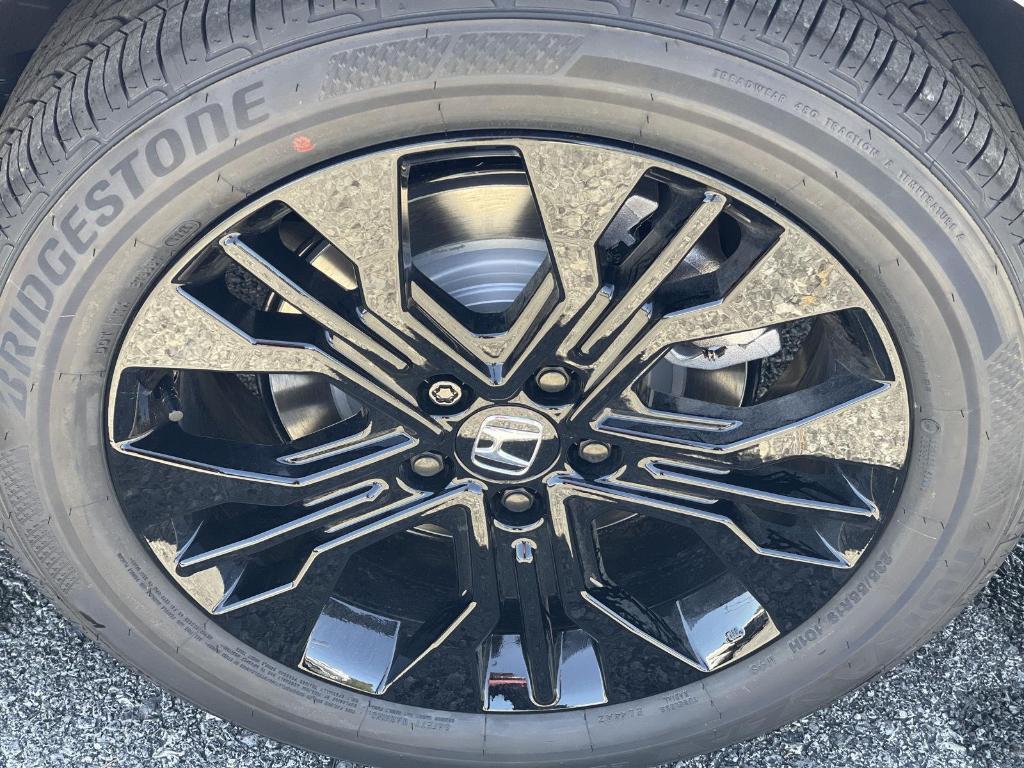 new 2025 Honda Odyssey car, priced at $45,275