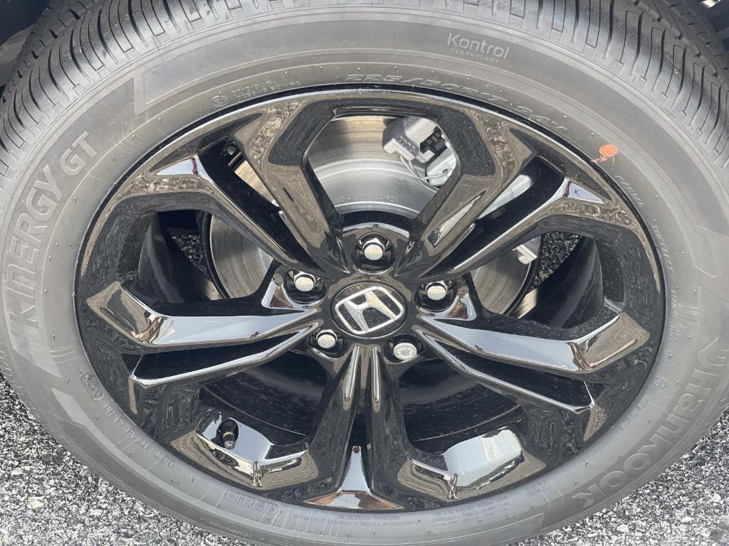 new 2025 Honda Accord car, priced at $32,165