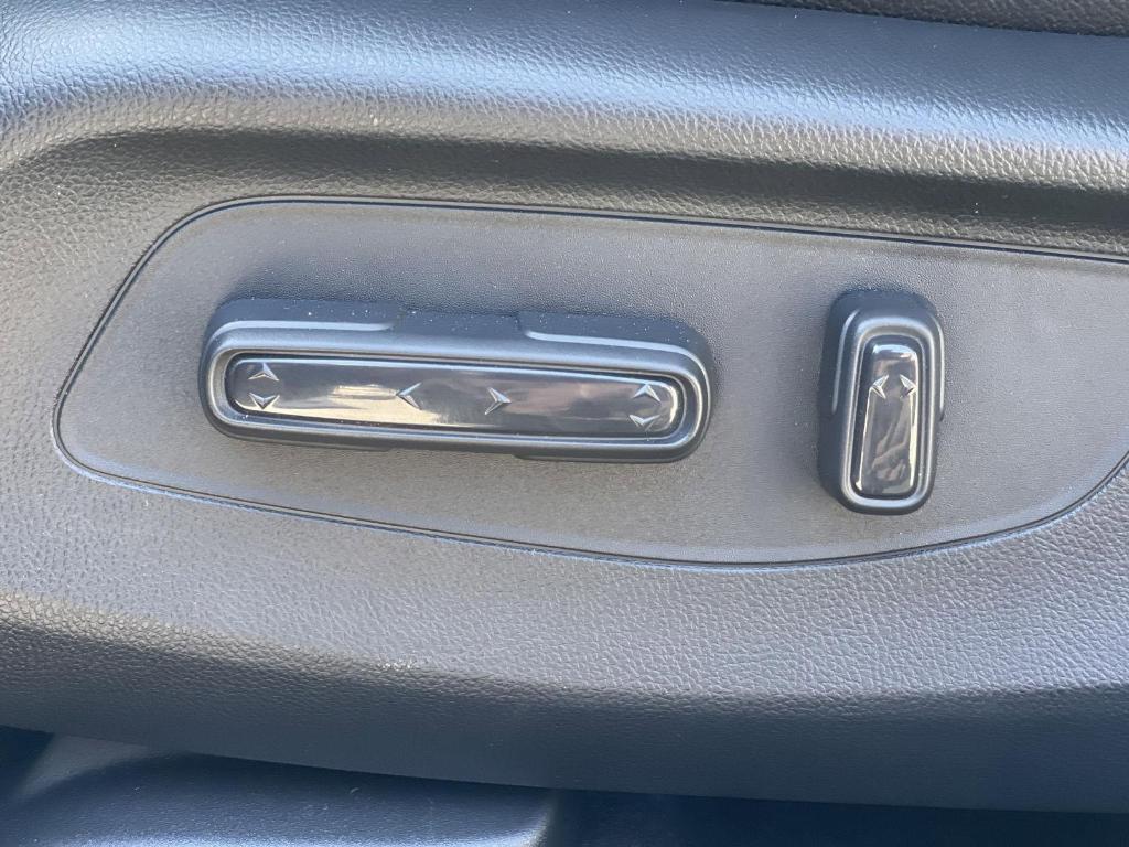 new 2025 Honda HR-V car, priced at $32,850