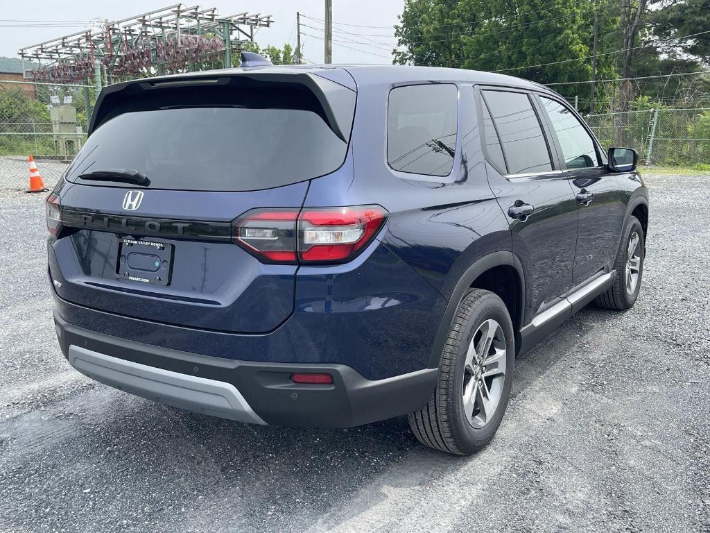 new 2025 Honda Pilot car, priced at $47,050