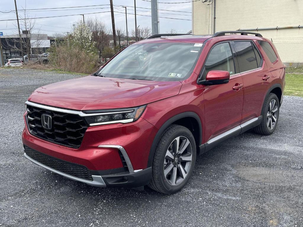 new 2025 Honda Pilot car, priced at $51,505