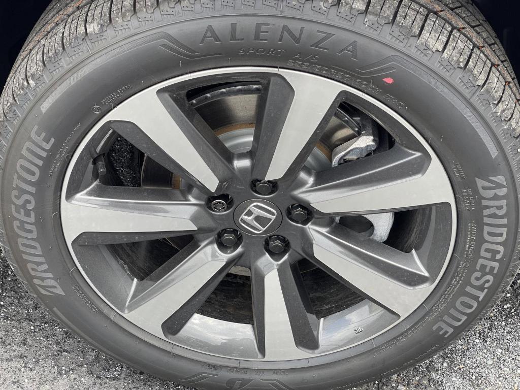 new 2025 Honda Pilot car, priced at $51,505