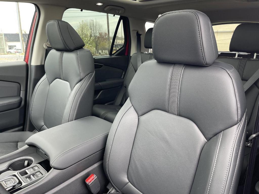 new 2025 Honda Pilot car, priced at $51,505