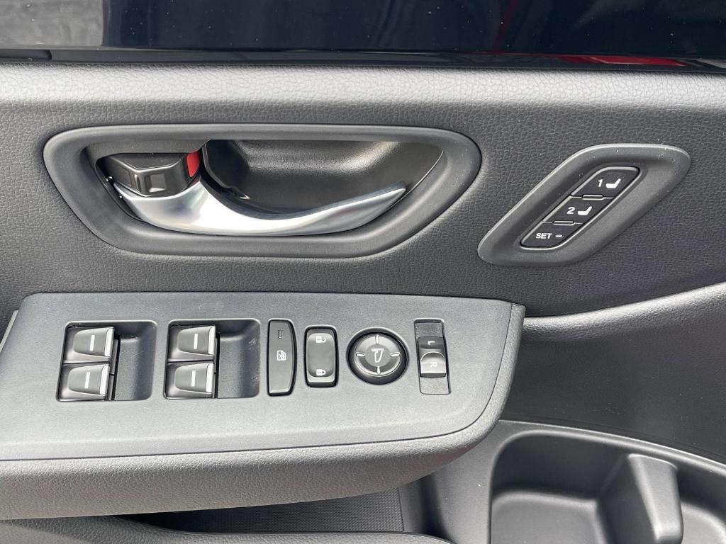 new 2025 Honda Pilot car, priced at $51,505