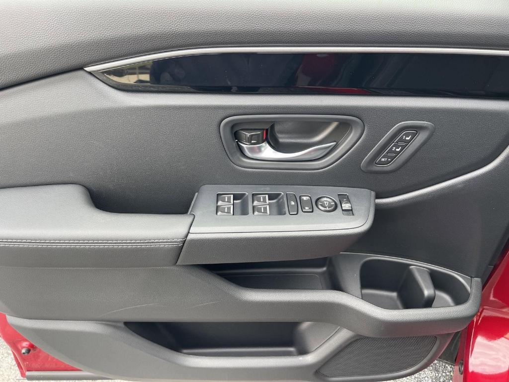 new 2025 Honda Pilot car, priced at $51,505
