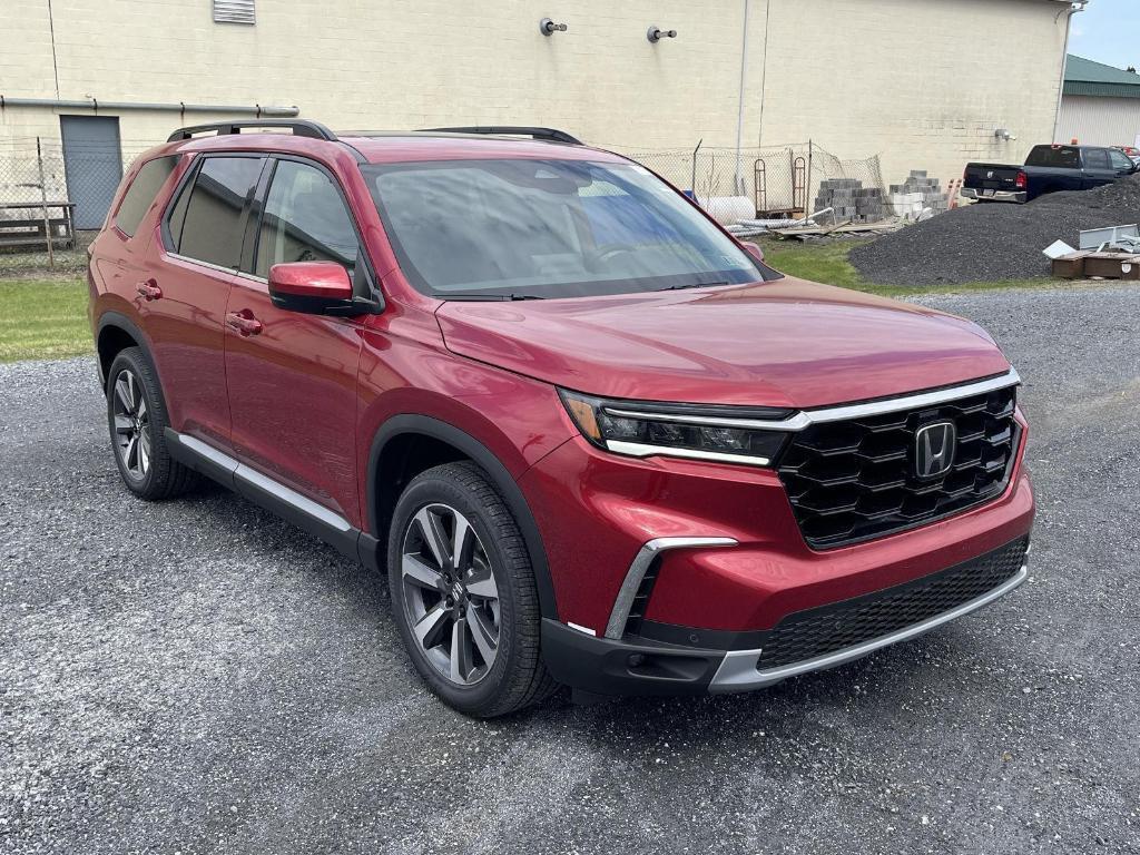 new 2025 Honda Pilot car, priced at $51,505