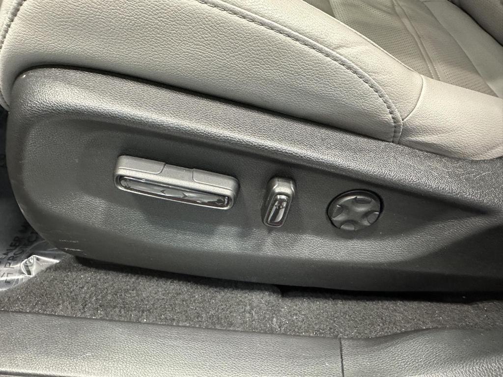 used 2022 Honda CR-V car, priced at $29,995