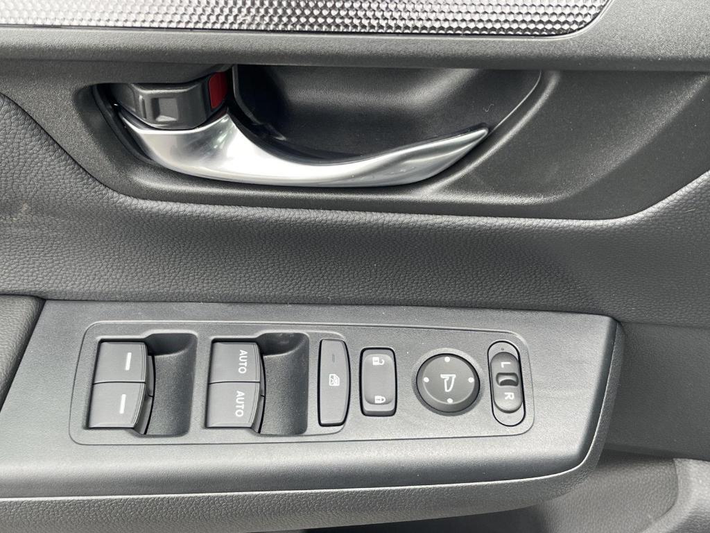 new 2026 Honda CR-V Hybrid car, priced at $40,705