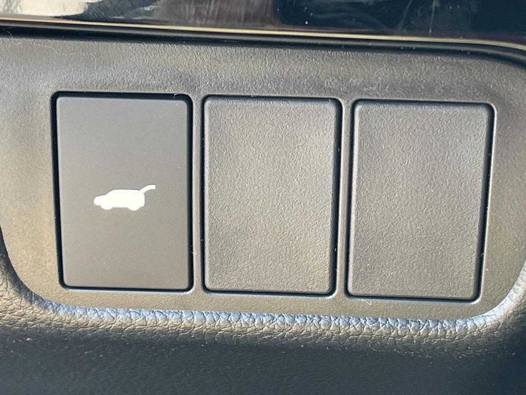 new 2026 Honda CR-V Hybrid car, priced at $43,700