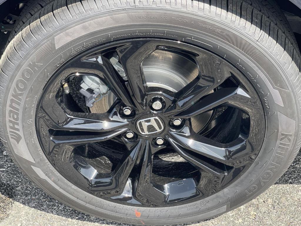 new 2025 Honda Accord car, priced at $31,710