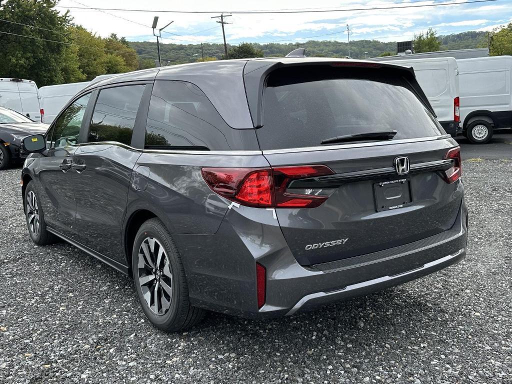 new 2026 Honda Odyssey car, priced at $44,290