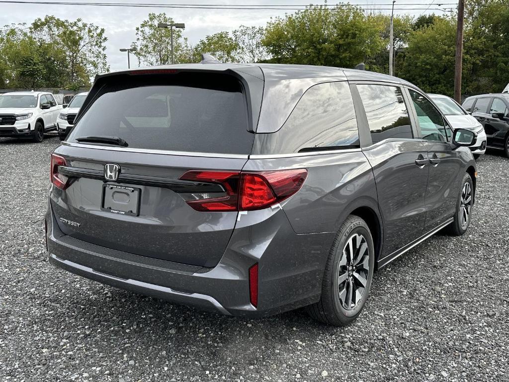 new 2026 Honda Odyssey car, priced at $44,290