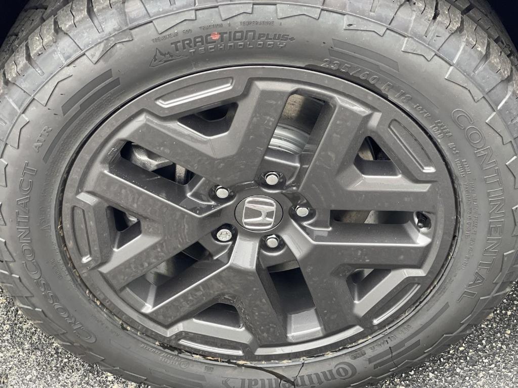 new 2026 Honda CR-V Hybrid car, priced at $40,705